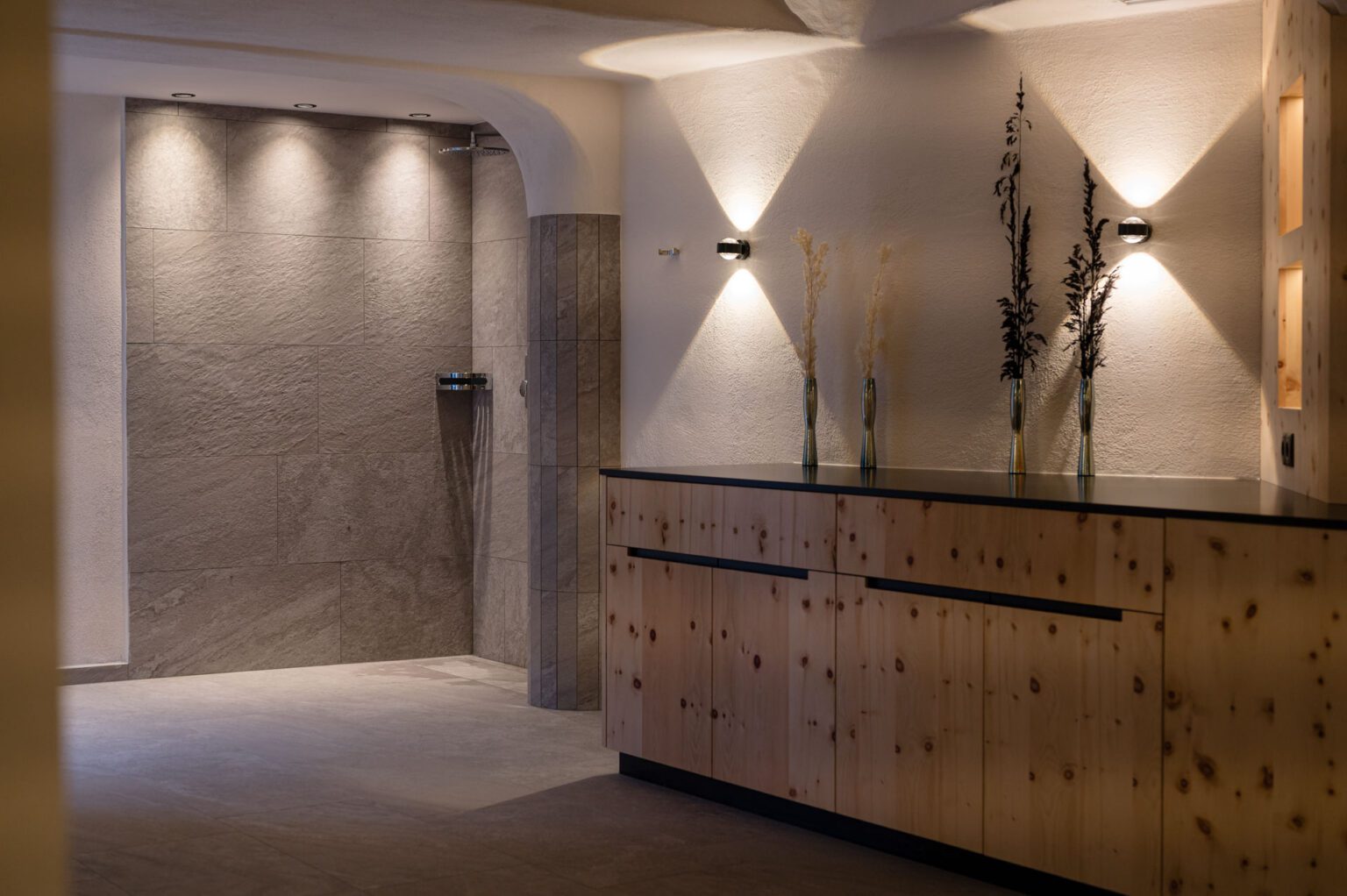 Centro Benessere Hotel Stoll - Zona relax e docce